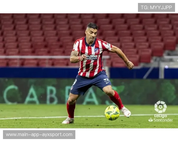 马竞新援测试“西蒙尼体操”引发笑谈与敬意