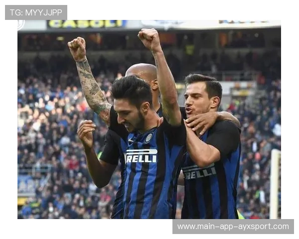 劳塔罗禁区转身完成射门：那一瞬间的致命优雅