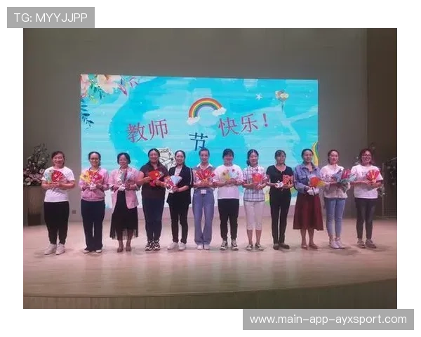 詹姆斯参加教师节活动为老师送上感谢信，教育情怀被放大